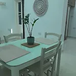 Apartment Seaside Nest *