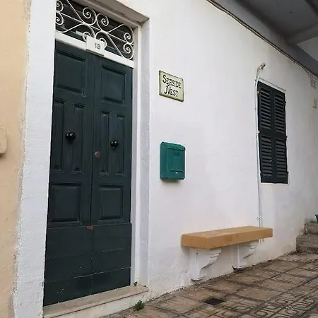 Apartment Seaside Nest St. Paul's Bay